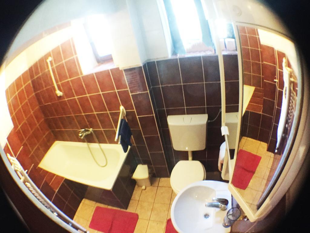 Guest House Pikapolonca Maribor Exterior foto